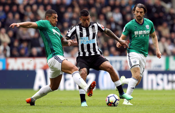 卡莱尔：特纳在雄鹿可以司职自己最舒服的位置中锋，这对他十分有意义.